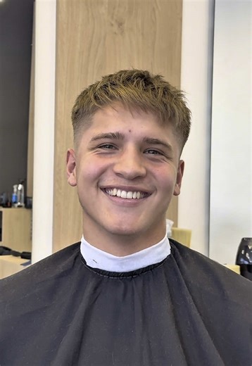 Flequillo Cortito Desmenuzado: Estilo y Técnicas