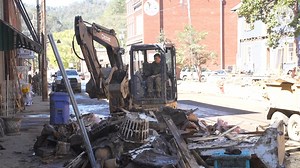 1K views | Family members of Bruce Tipton describe the harrowing hours of trying to rescue him before he was swept away by Tropical Storm Helene's floodwaters. | USA TODAY Video | Facebook