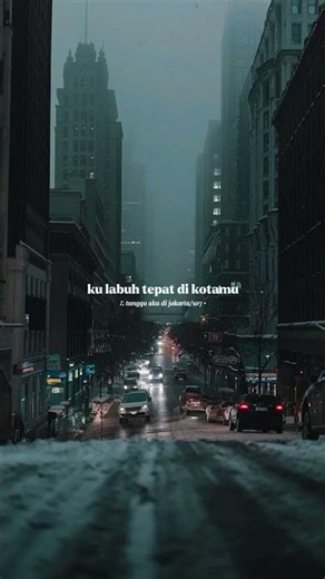Tunggu aku di jakarta (ID CapCut : liriklagutrend) #soundviral #laguviral #laguhits #trendingsong