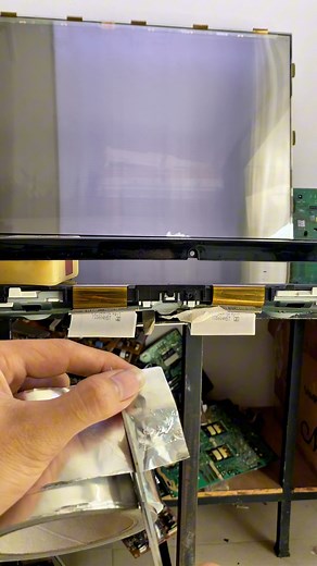 119K views · 821 reactions | Use aluminum foil to cool the COF #aluminium #cof #lcd #tv #television #fyp #cooling | Jupri Latua Simbolon | Facebook