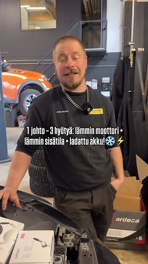 Lohko-/letku-/säteilylämmitin on edullinen ja huoleton - eli kytket vain pistokkeen seinään! Eli kun lämmittimen kylkeen lisää sisätilanlämmittimen ja akun ylläpitolaturin, niin autoilusta talvella tulee huomattavasti mukavampaa ja varmempaa! Ja hei muista vielä nämä: - Ajoita lämmitys 30–60 min ennen lähtöä (timeri auttaa). - Käytä vain ulkokäyttöön hyväksyttyä jatkojohtoa. - Sisälämmitin ylläpitolaturi on mahdollista asentaa myös jälkikäteen, jos aujtosta jo löytyy lämmitin! 👉 Kysy meiltä, mi