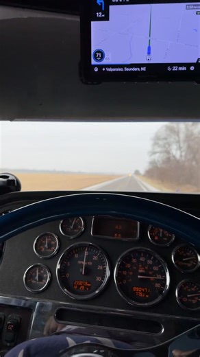 Flatbed Truck Experience: Challenges and Visibility