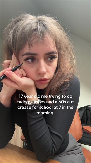 60s Inspired Makeup Tutorial for Students