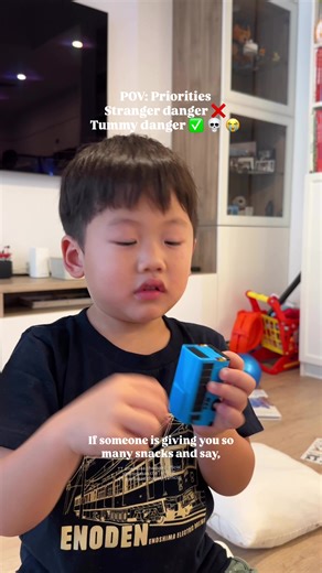 Navigating Snack Time with Toddlers