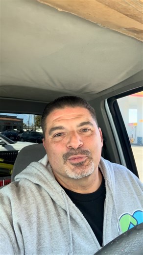 Just a funny visit to 7-11. This poor guy. Hope he has a better start to the year. #powerballmakesyoucrazy | Favors for Neighbors