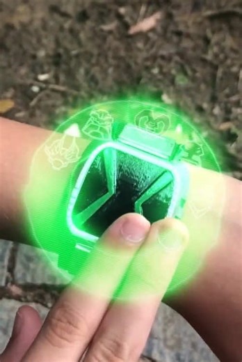 Real Life Ben 10 Omnitrix: A Papercraft Adventure