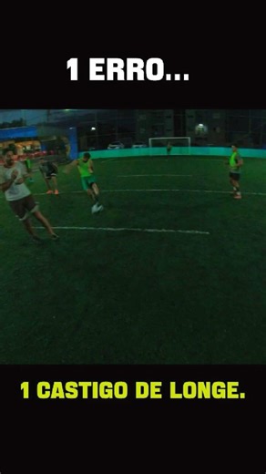 O passe morreu no meio… e virou castigo de longe 🎯