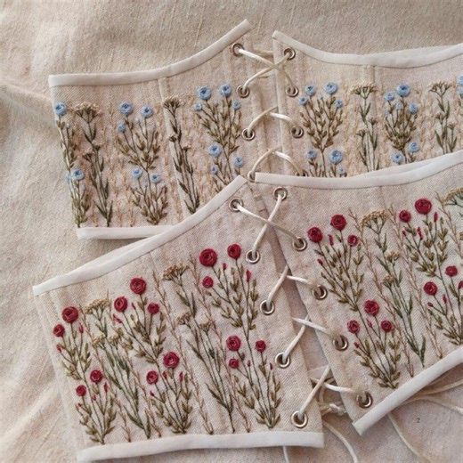 Embroidered Linen Underbust Corset Belt: Reversible Renaissance Bodice, Victorian Corsets - Etsy