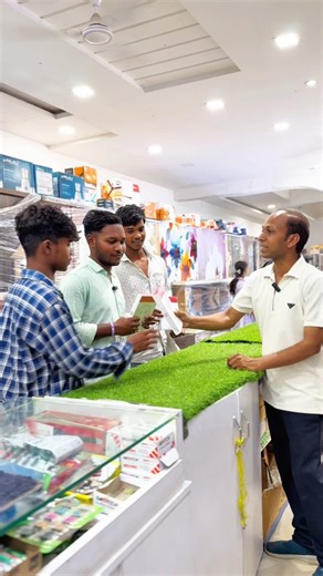 Salim Mobile on Instagram: "Mobile folder combo repairing 🎁🎁🎁🎁🔥🔥🔥🎁🎁❤️#mobile #repair #iphone #mobile #combo #gift #folder #damage #new #trending"