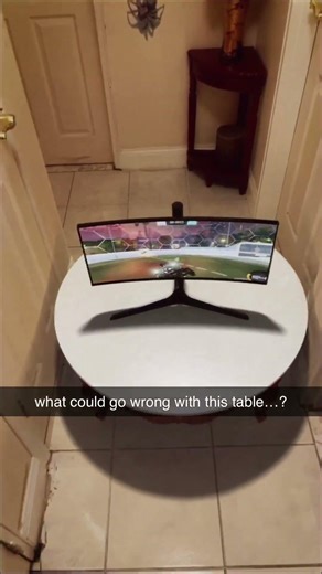 My Table Literally Follows Me Around #gaming #setup #gadget
