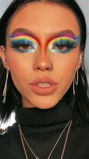 Crazy Eyeshadow Makeup Tutorial