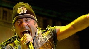 9.9K views · 283 reactions | Iron Maiden - Bruce Dickinson - Top 10 Screams This is the best screams and performances from Bruce Dickinson. Top 10 Screams. enjoy. | Fans of iron maiden | Facebook