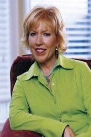 Watch Decorating Cents Season 1 Episode 2 - Colorful Kitchen and More