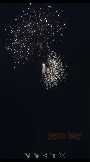 3 Big rockets Fireworks #fireworks #pyro #fireworksmania