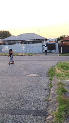 Mora.. Gogo (@mora.gogo21)’s videos with original sound - BANDANA GUY🤣