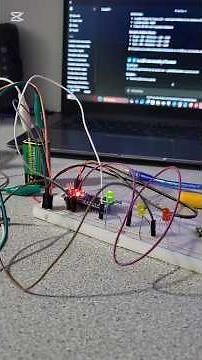 How to Build an Arduino Traffic Light 🚥 | Easy LED Project for Beginners (Full Tutorial)