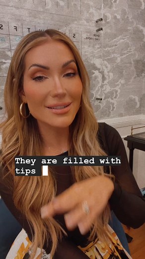 Melissa Andre on Instagram: "☁️TIP for engaged couples planning on spending their wedding night at a hotel ☁️ ⚡️⚡️pssst use promo code: ‘INSTAGRAM’ at checkout when you purchase any of our wedding planning guides and downloads⚡️⚡️"