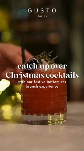 90 minutes of unlimited festive tipples, paired with the pizza, pasta or main course of your choice – all for just £42.50pp 🥂 | Gusto Italian