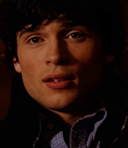 Exploring Clark Kent in Smallville Edits