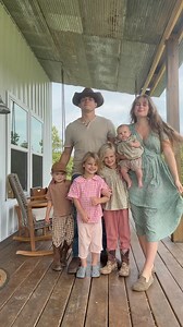 Little wasp wanted to be in the fam picture 😆 | Its Cassidy Jade