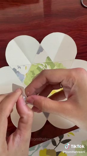 How to make a flower envelop card! #handmade #smallbusiness #smallcards #diycrafts