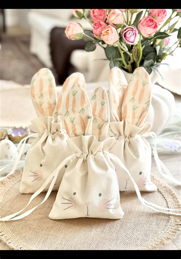 The cutest little Easter party favors🐰 If you’re hosting kids for Easter… save this🥹 #founditonamazon #amazonhome #easterideas #easterbasket #eastergifts