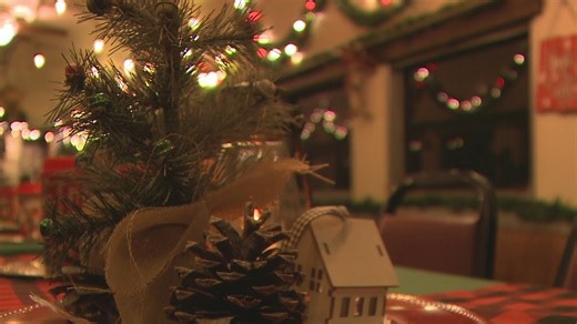 Christmas season officially kicks off at River Fox Train in West Sacramento