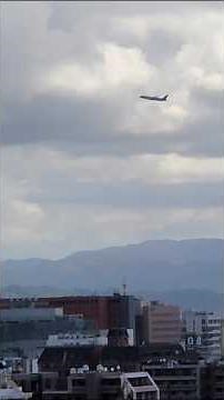 #福岡市 #福岡空港 #全日空 福岡空港を飛び立つANA B787-8 Dreamliner