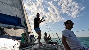 15 reactions | Se battre contre les éléments  Y a pas mieux pour booster et souder une jeune équipe d'ambitieux chercheurs #letsgosailingtunisia | Let's Go Sailing Tunisia | Facebook