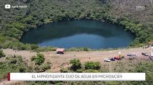342K views · 7.8K reactions | En el cráter de un volcán extinto ahora existe un ojo de agua color verde esmeralda que cambia de tonalidad a un azul turquesa, de acuerdo a la temporada. #AlbercadelosEspinos #Michoacán #MéxicoVibe | México Travel Channel | Facebook