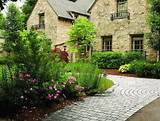 Pictures of How To Design Front Yard Landscaping