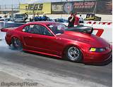 Outlaw 10.5 Drag Racing Images