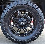 Photos of All Black 20 Inch Rims