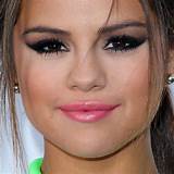 Images of Selena Gomez With Makeup
