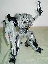 Megatron Leader Class Toy Images
