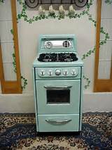 Pictures of Apartment Size Gas Stoves