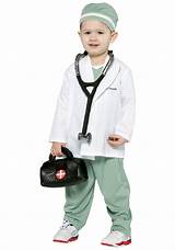 Photos of Kids Doctor Dress Up