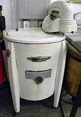 Pictures of Old Fashioned Washing Machine With Agitator