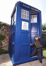 Doctor Who Life Size Tardis