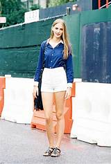 Shoes To Wear With Shorts Female Images