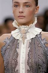 Pictures of Collars In Fashion