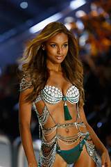 Pictures of Victoria Secret Fashion Show 2016 Full