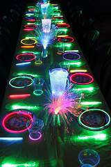 Photos of Glow In The Dark Party Plates