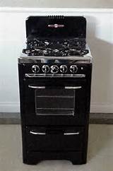 Pictures of Apartment Size Electric Stoves