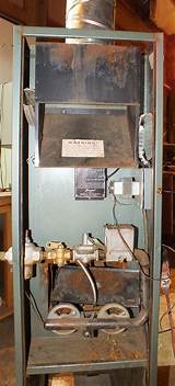 Pictures of Antique Gas Oven