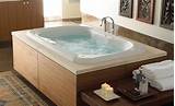 Images of Luxury Jacuzzi Tubs
