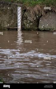 River Depth Hi Res Stock Photography And Images Alamy