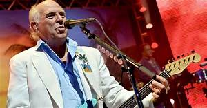 Jimmy Buffett Set To Return To Wrigley Field After 12 Years Cbs Chicago