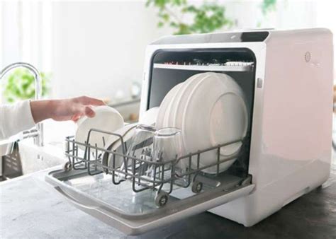 Jangan Gunakan Mesin Cuci Piring atau Microwave