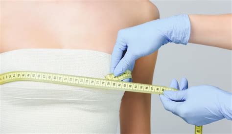 Pelaksanaan operasi mengecilkan ukuran payudara